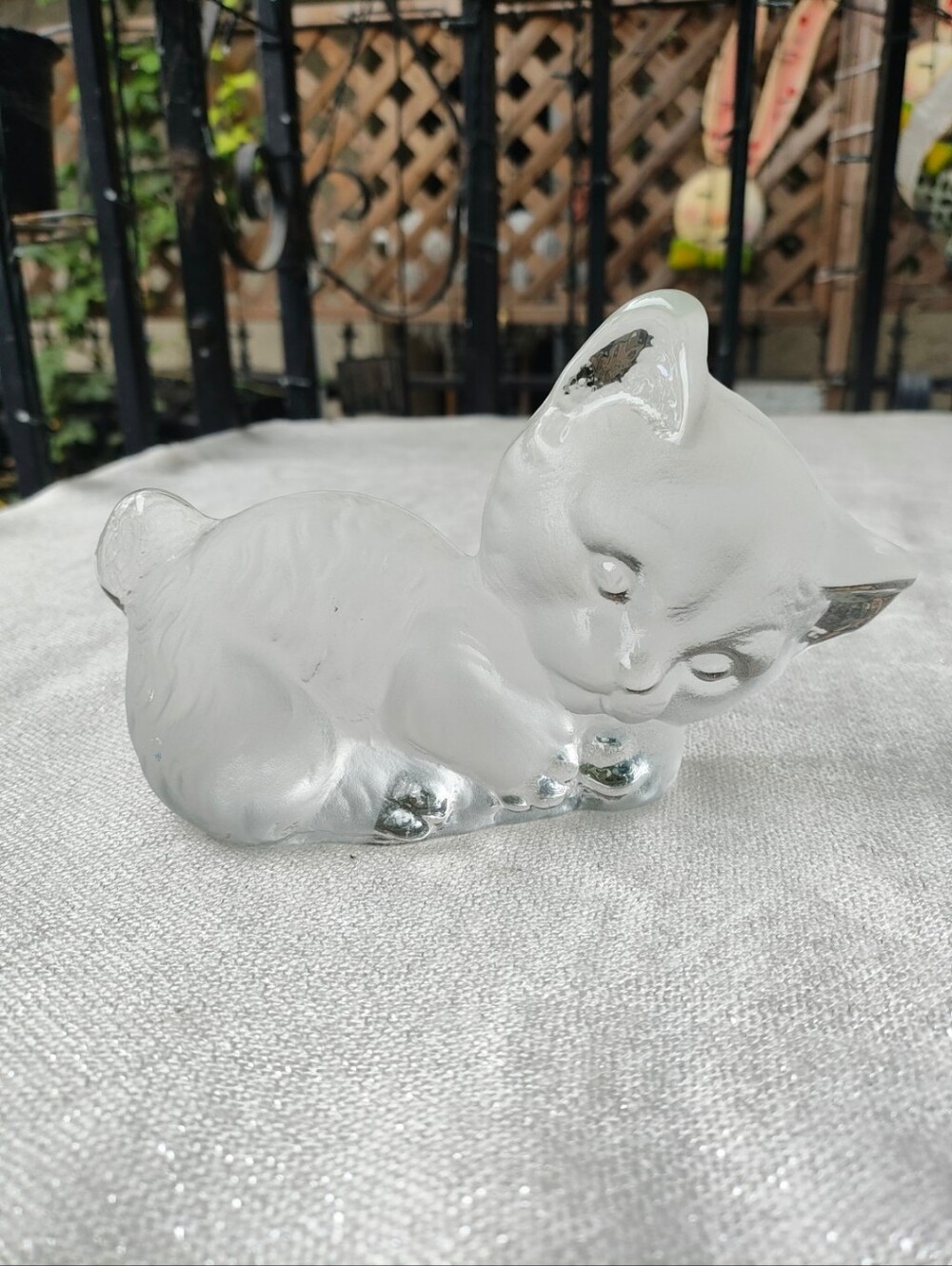 Viking Frosted Glass Kitten Figurine/ Paperweight